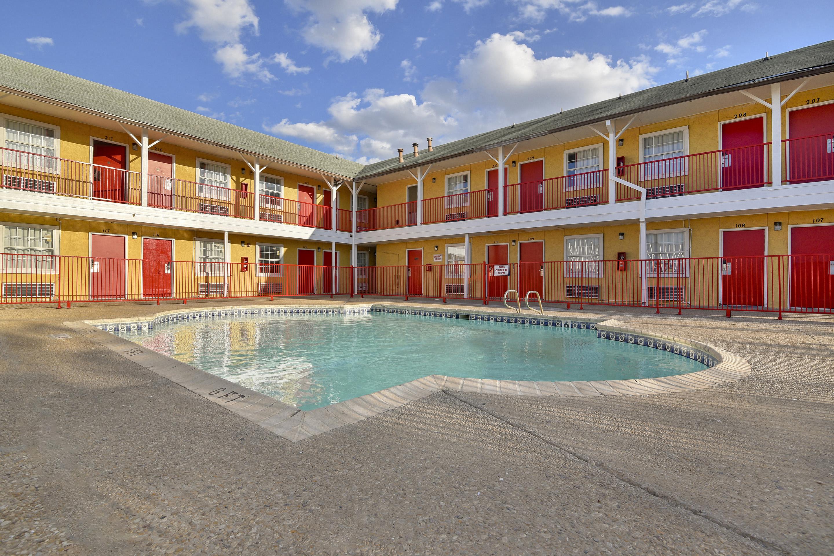 Oyo Hotel San Antonio Lackland Near Seaworld ภายนอก รูปภาพ